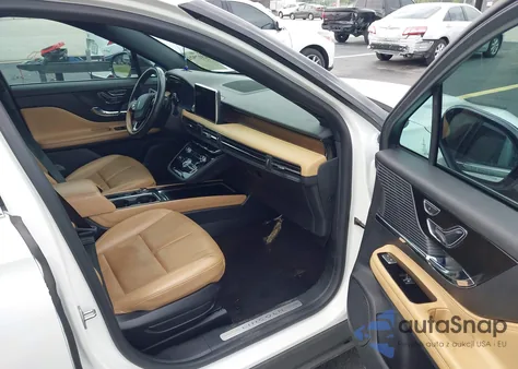 2022 Lincoln Corsair Reserve z USA, uszkodzony, nr VIN 5LMCJ2C98NUL35077